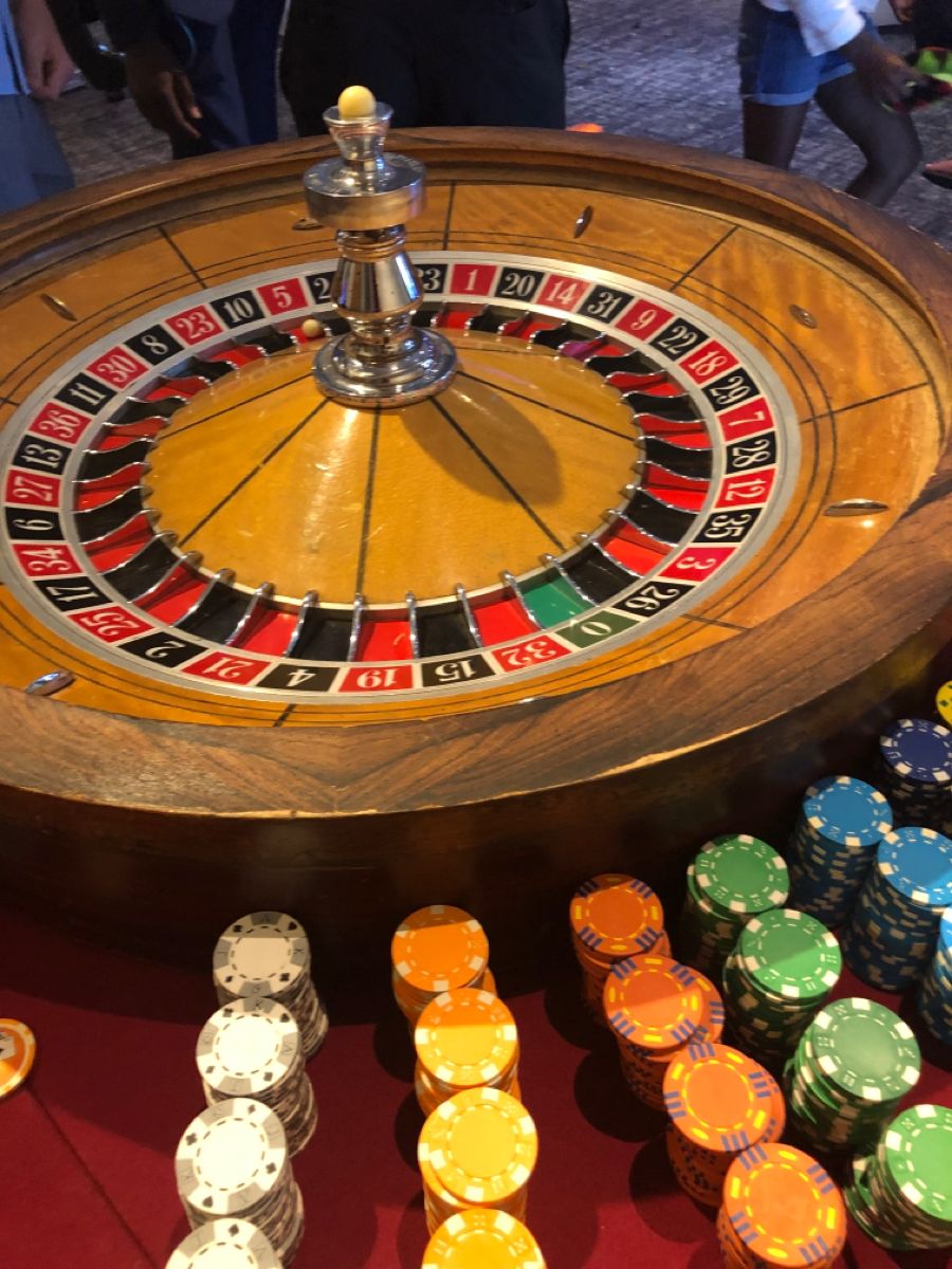 Casoo Casino کھلاڑیوں کے لیے لائیو کیسینو سیکشن